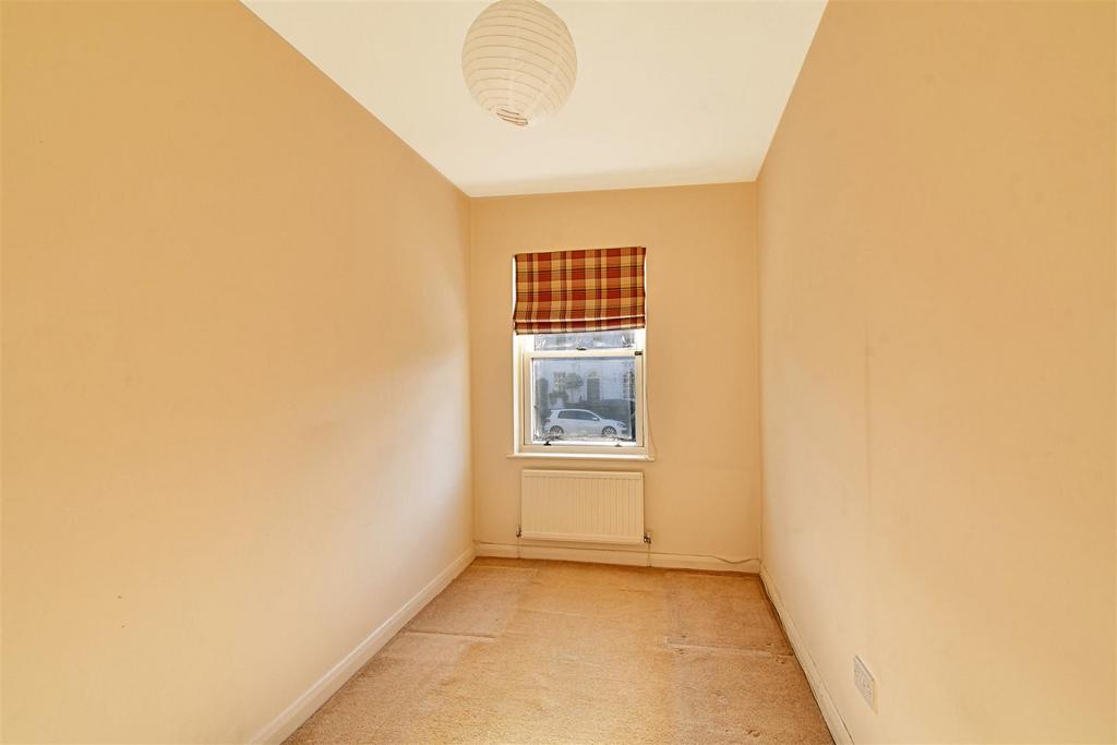 Bedroom 2.jpg