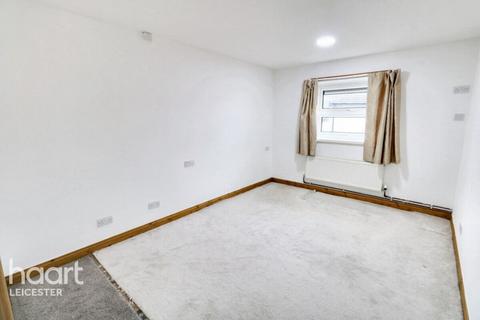 1 bedroom apartment for sale, Portmore Close, Leicester