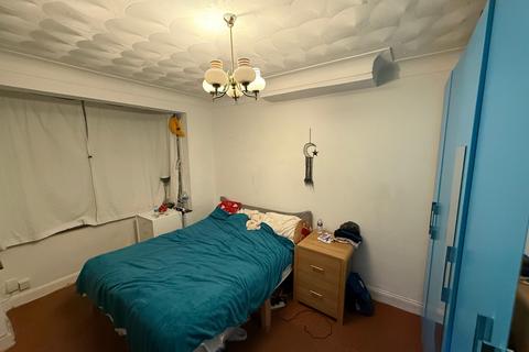 undefined, Hampton Road, Ilford, Essex, IG1