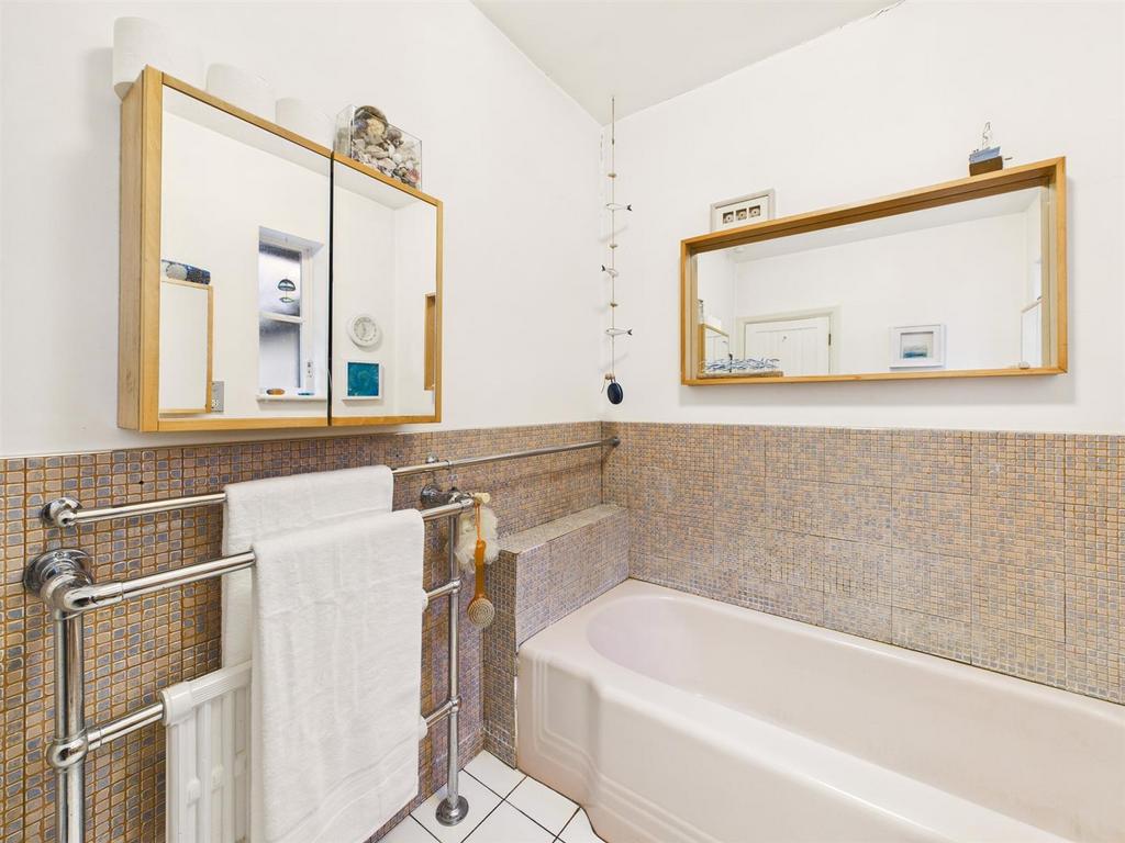Bathroom #3.jpg