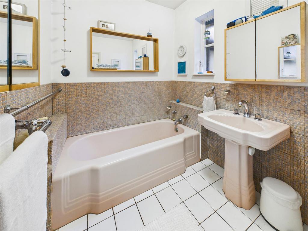 Bathroom #1.jpg