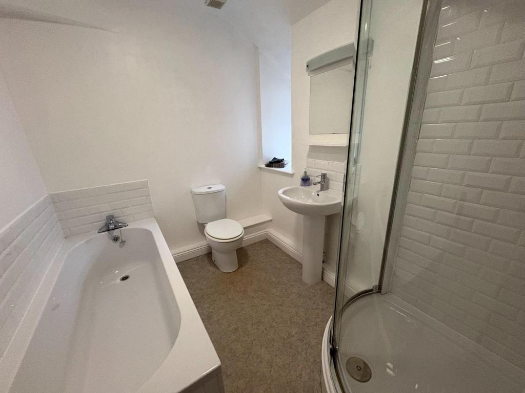 Bathroom.jpeg