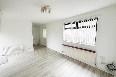 2 bedroom terraced house to rent, North Road, Wallsend