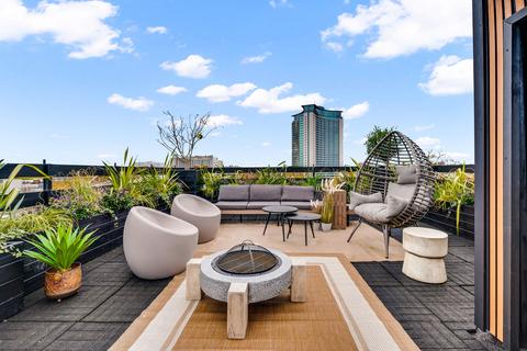 3 bedroom apartment for sale, Eardley Crescent, SW5