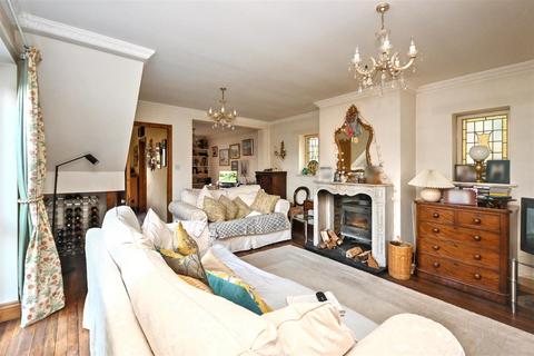 8 bedroom semi-detached house for sale, The Goffs, Eastbourne