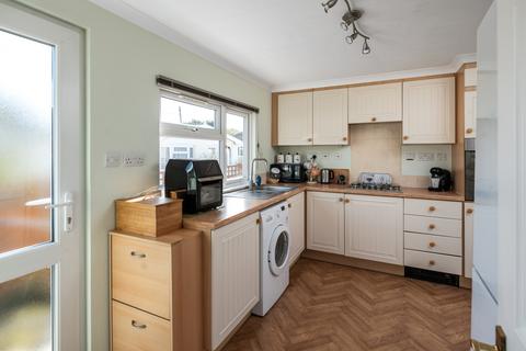 undefined, Three Arch Road, Redhill RH1