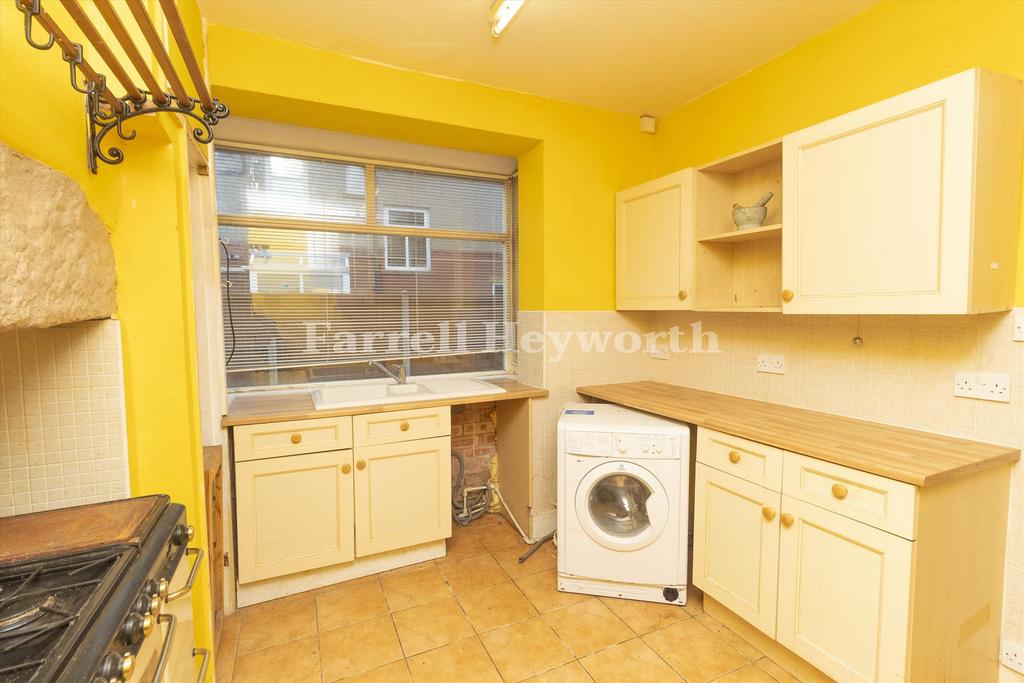 53 Kitchen view 2