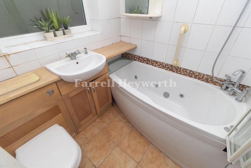 53 Bathroom