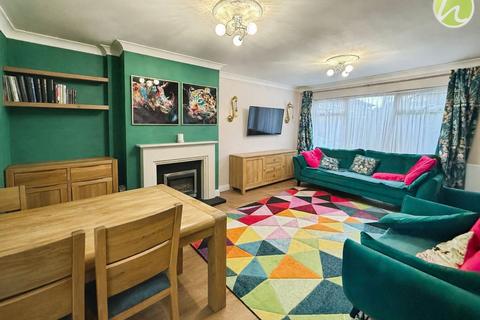 undefined, Woodmanhurst Road, Corringham, SS17