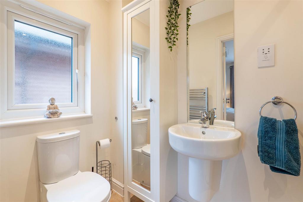 Master Bedroom Ensuite