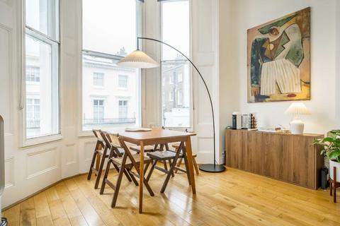 2 bedroom flat for sale, Campden Grove, London W8