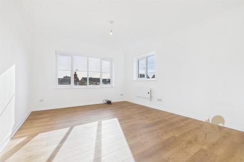 2 bedroom apartment for sale, East Road, Colchester CO5
