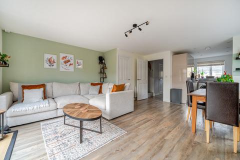 undefined, Nuthatch Drive, Cheltenham GL52