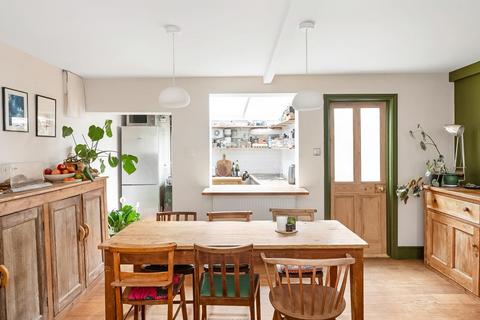 2 bedroom house for sale, Honey Mews, West Norwood, SE27