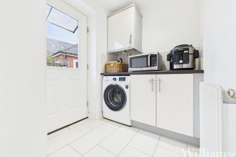 undefined, Ossulbury Lane, Aylesbury HP19