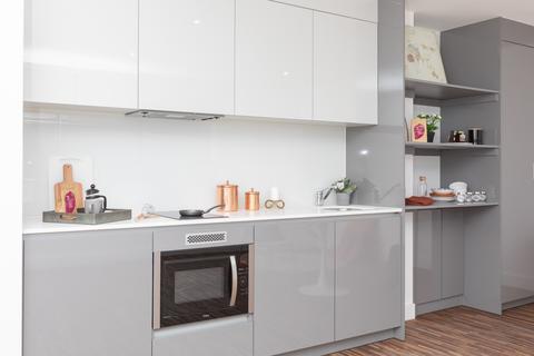 1 bedroom apartment to rent, Chester Road, Manchester M16