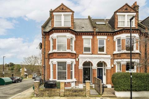 undefined, Gubyon Avenue, London SE24