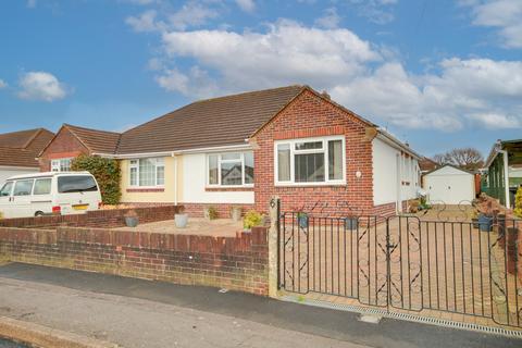 undefined, SHOLING! NO CHAIN! GARAGE! TWO DOUBLE BEDROOMS! NEAT GARDEN!