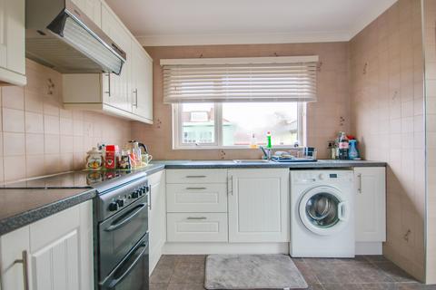undefined, SHOLING! NO CHAIN! GARAGE! TWO DOUBLE BEDROOMS! NEAT GARDEN!