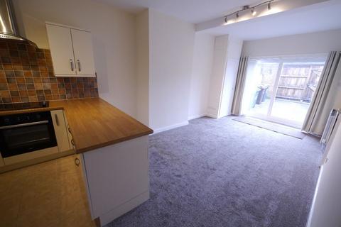 2 bedroom flat to rent, Park Terrace, Killingworth, Newcastle upon Tyne
