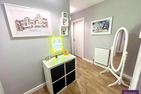 2 bedroom apartment for sale, High Street, Thurnscoe, Rotherham
