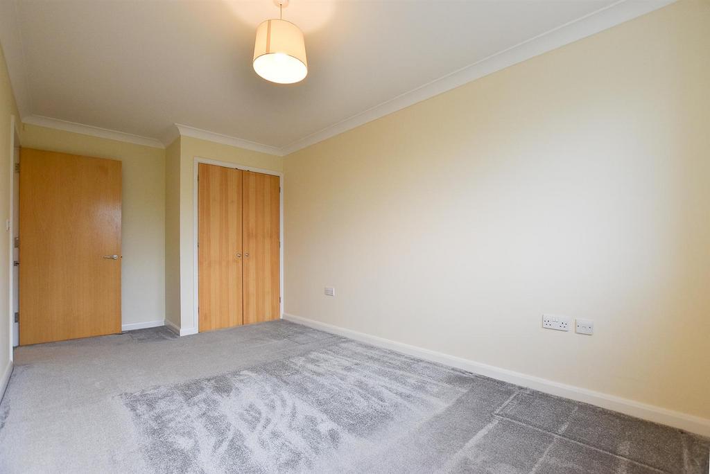 Bedroom 1..jpg