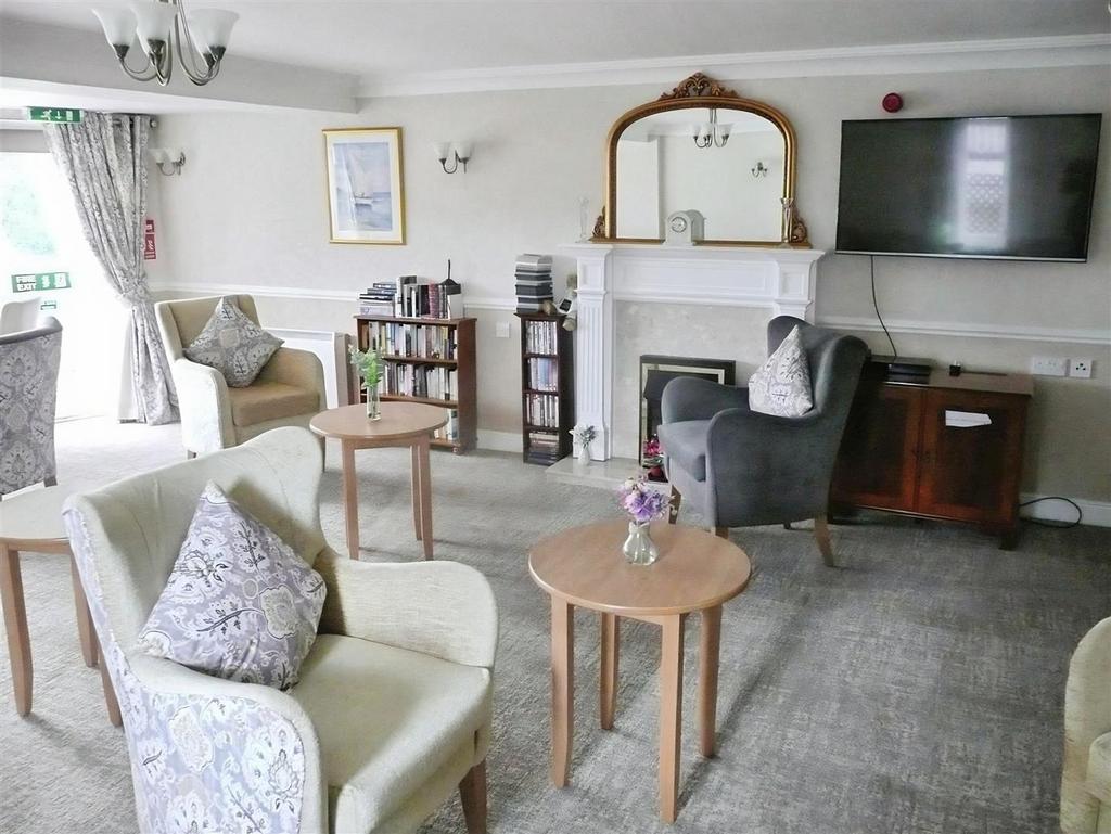 3d3f88ad-Communal 20lounge.jpg