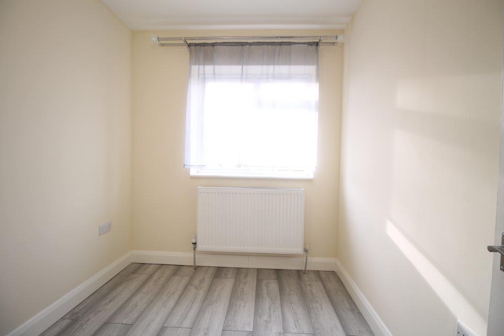 Small Bedroom 1
