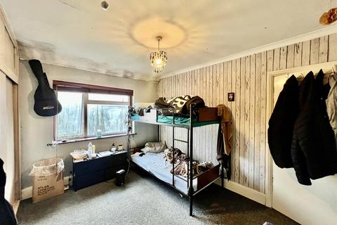 undefined, Station Road, Hayes UB3