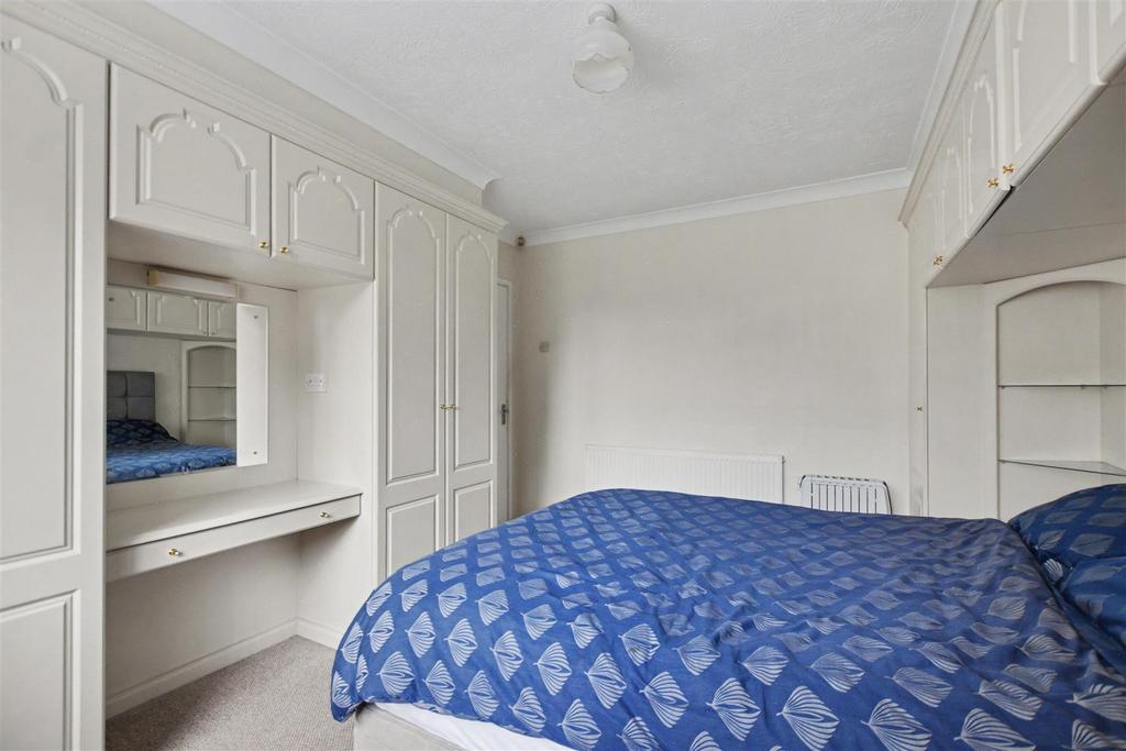 Bedroom 1 2.jpeg
