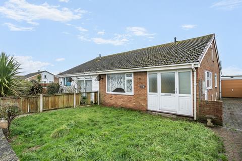 2 bedroom bungalow for sale, Elm Road, St. Marys Bay, Romney Marsh, Kent, TN29