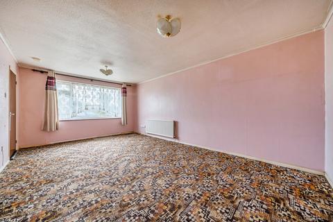 2 bedroom bungalow for sale, Elm Road, St. Marys Bay, Romney Marsh, Kent, TN29