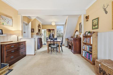 undefined, Lambourne Road, Chigwell