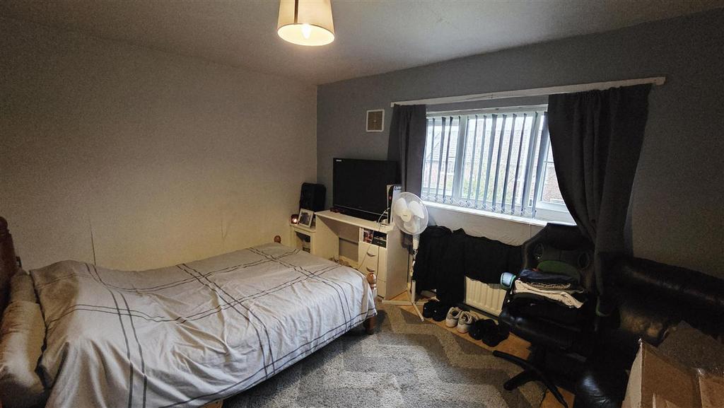 Main Bedroom