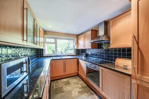 2 bedroom flat to rent, Aran Drive, Stanmore HA7