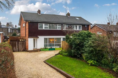 undefined, North Grove Close, Leeds LS8