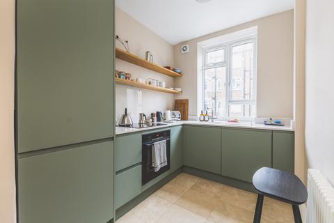 2 bedroom flat to rent, Cosgrove House, Whiston Road, London E2