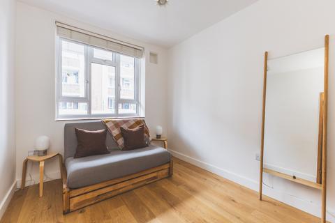 2 bedroom flat to rent, Cosgrove House, Whiston Road, London E2