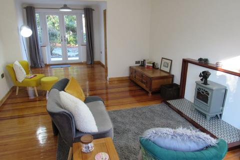 2 bedroom maisonette for sale, Holly Dell, Southampton, SO16