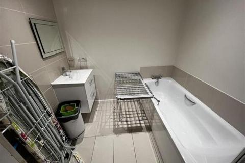 2 bedroom detached house to rent, Deepdene Lane, Bournemouth