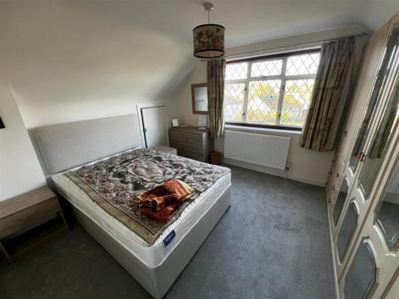 Main bed.jpeg
