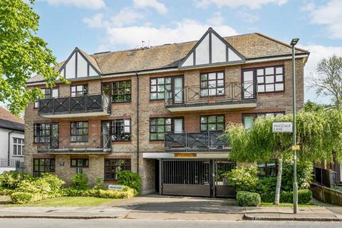 2 bedroom flat to rent, Woodside Lane, London N12