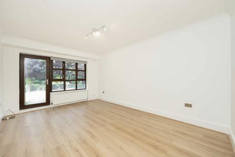 2 bedroom flat to rent, Woodside Lane, London N12