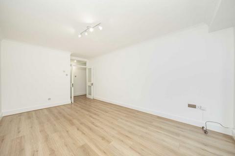 2 bedroom flat to rent, Woodside Lane, London N12
