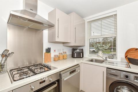 2 bedroom end of terrace house for sale, Pearson Drive, Tonbridge TN12