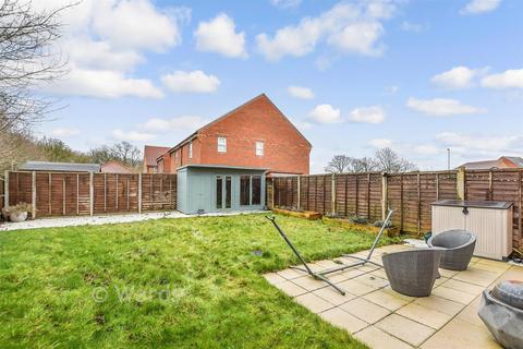 2 bedroom end of terrace house for sale, Pearson Drive, Tonbridge TN12