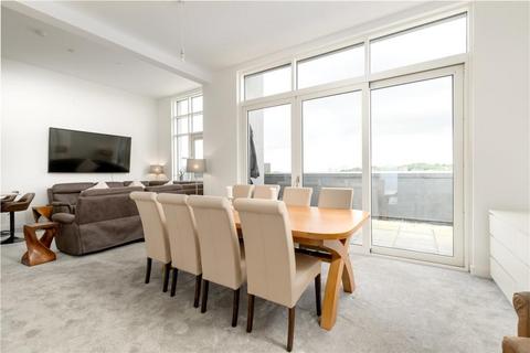 undefined, Inverlair Avenue, Glasgow City, Glasgow, G43