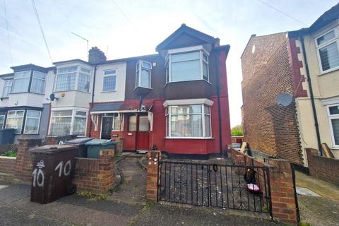 Bridge End, Walthamstow E17 4ES