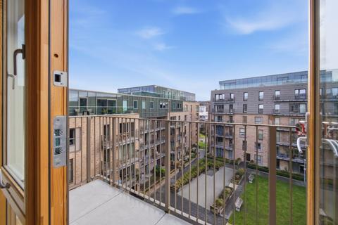 2 bedroom flat for sale, 13/17 Hughes Close, Canonmills, Edinburgh, EH7