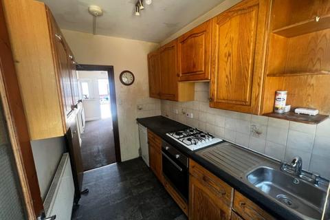 undefined, Newport Mount, Headingley, Leeds, LS6 3DB